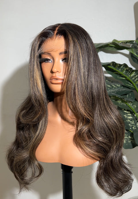Farrah 250% Ready to Ship